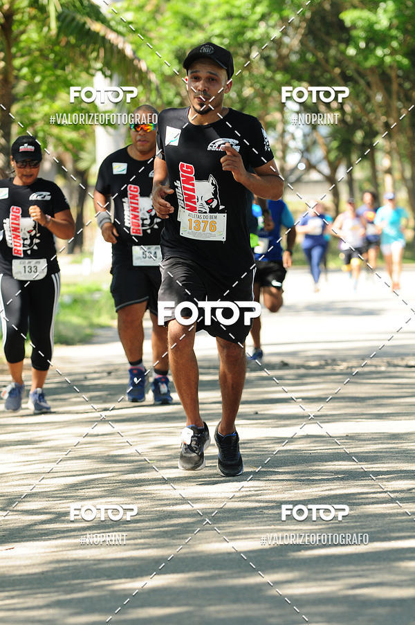 Achetez vos photos de l'vnementPIT BULL RUNNING sur Fotop