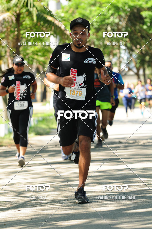 Achetez vos photos de l'vnementPIT BULL RUNNING sur Fotop