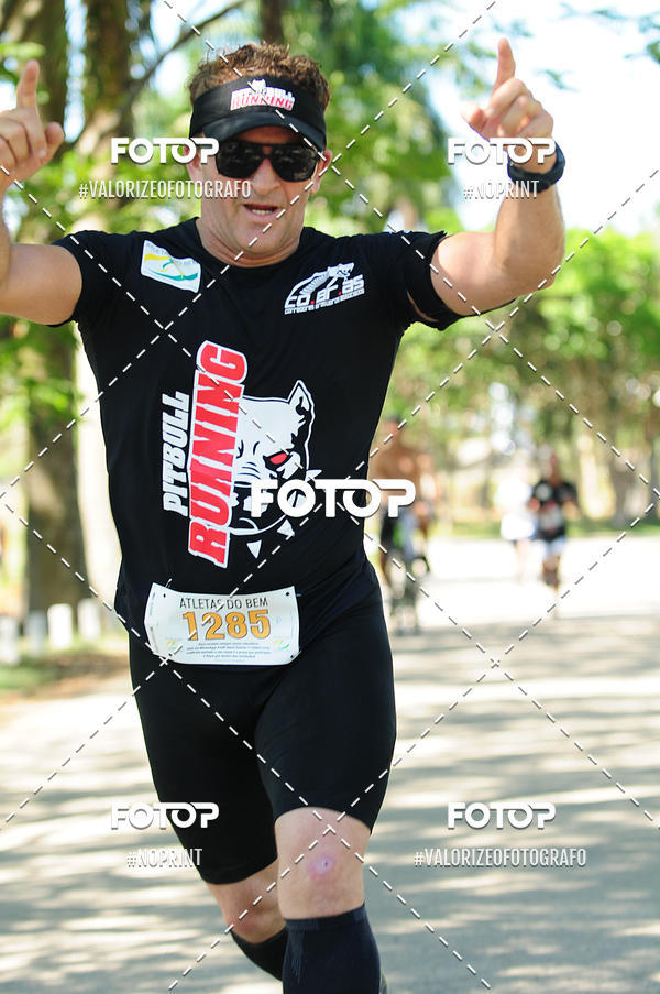 Compre as suas fotos do eventoPIT BULL RUNNING no Fotop