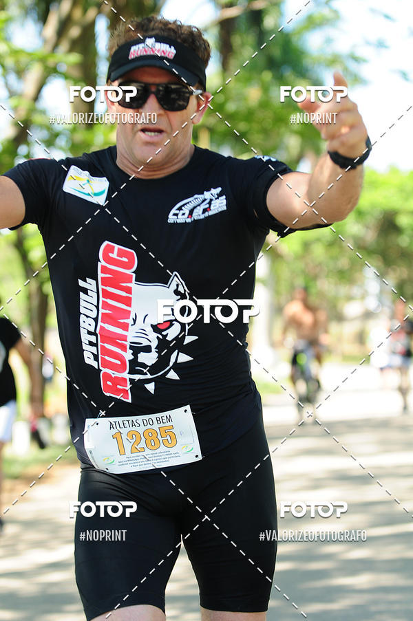 Compre as suas fotos do eventoPIT BULL RUNNING no Fotop