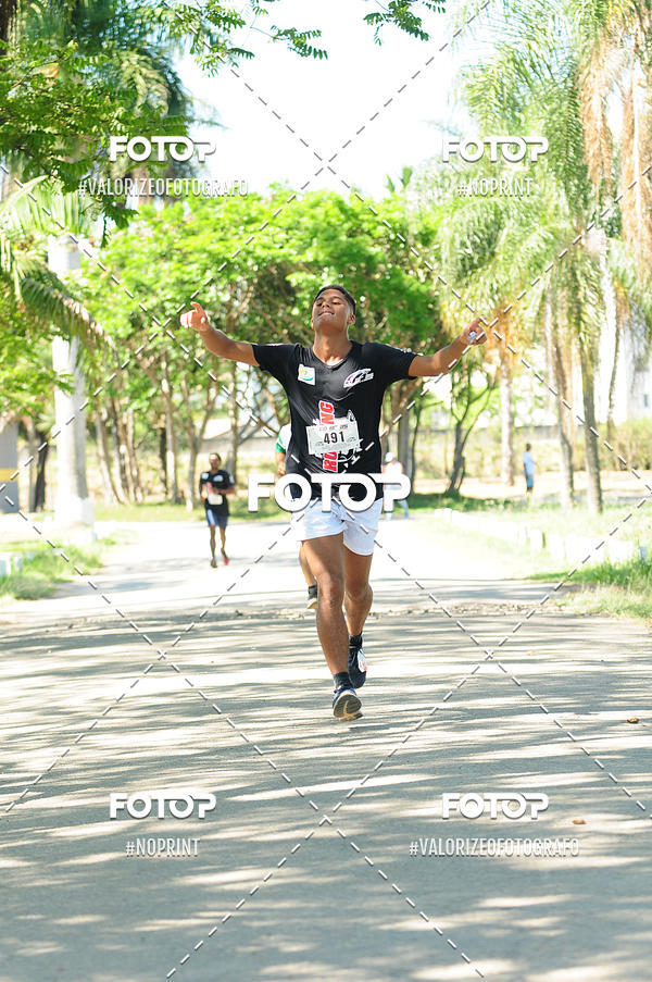 Compre as suas fotos do eventoPIT BULL RUNNING no Fotop