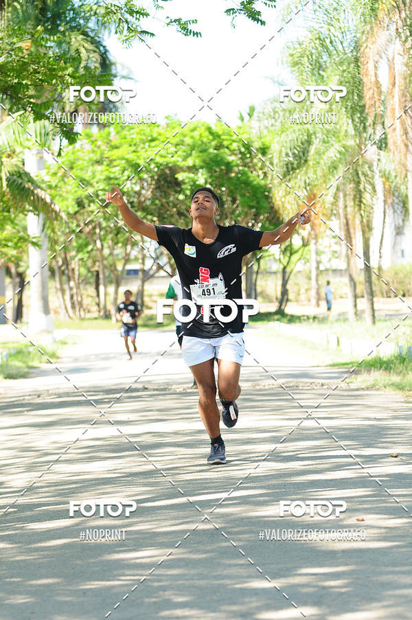 Compre as suas fotos do eventoPIT BULL RUNNING no Fotop