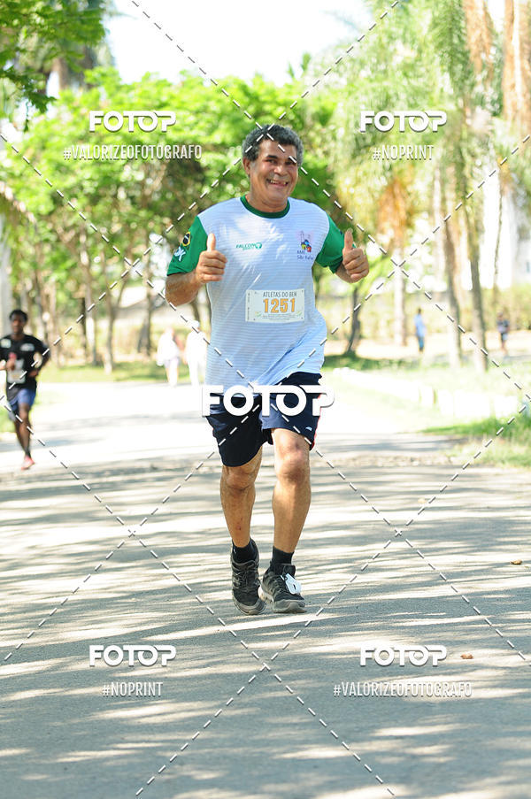 Compre as suas fotos do eventoPIT BULL RUNNING no Fotop