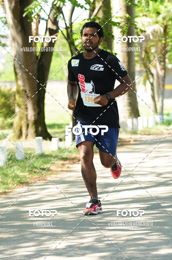 Compre as suas fotos do eventoPIT BULL RUNNING no Fotop