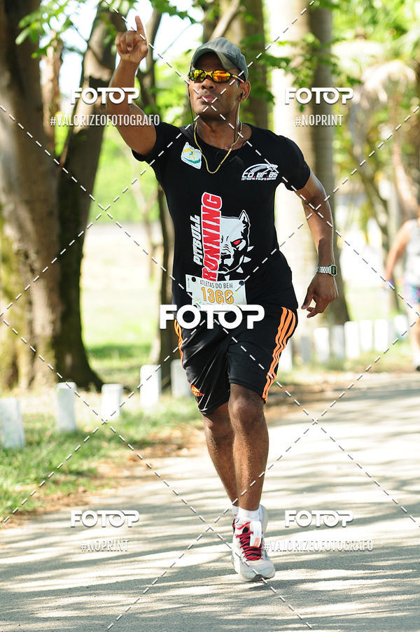 Compre as suas fotos do eventoPIT BULL RUNNING no Fotop