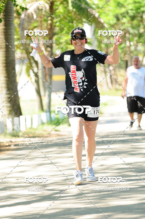 Compre as suas fotos do eventoPIT BULL RUNNING no Fotop