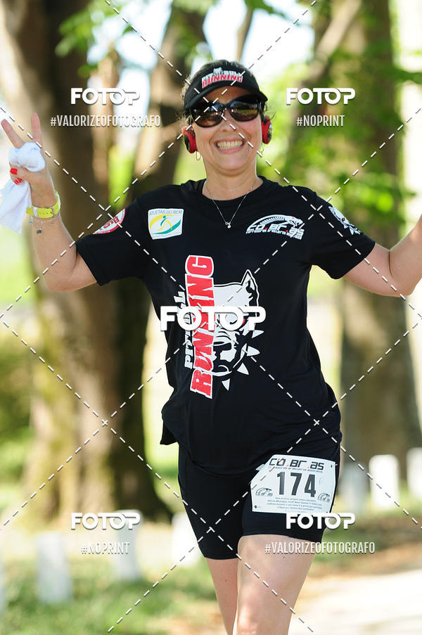 Compre as suas fotos do eventoPIT BULL RUNNING no Fotop