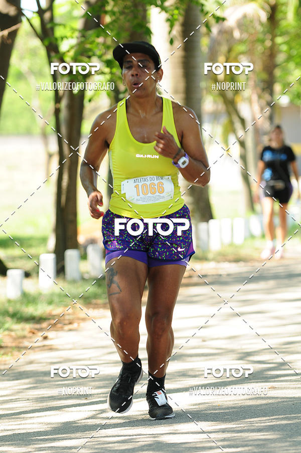 Compre as suas fotos do eventoPIT BULL RUNNING no Fotop