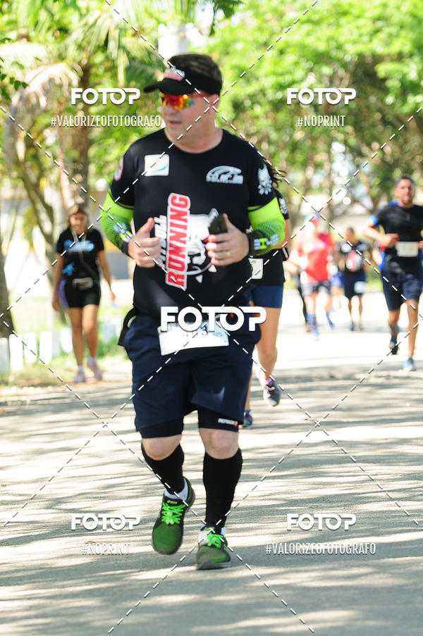 Compre as suas fotos do eventoPIT BULL RUNNING no Fotop