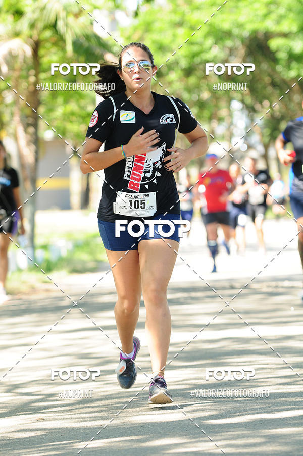 Compre as suas fotos do eventoPIT BULL RUNNING no Fotop