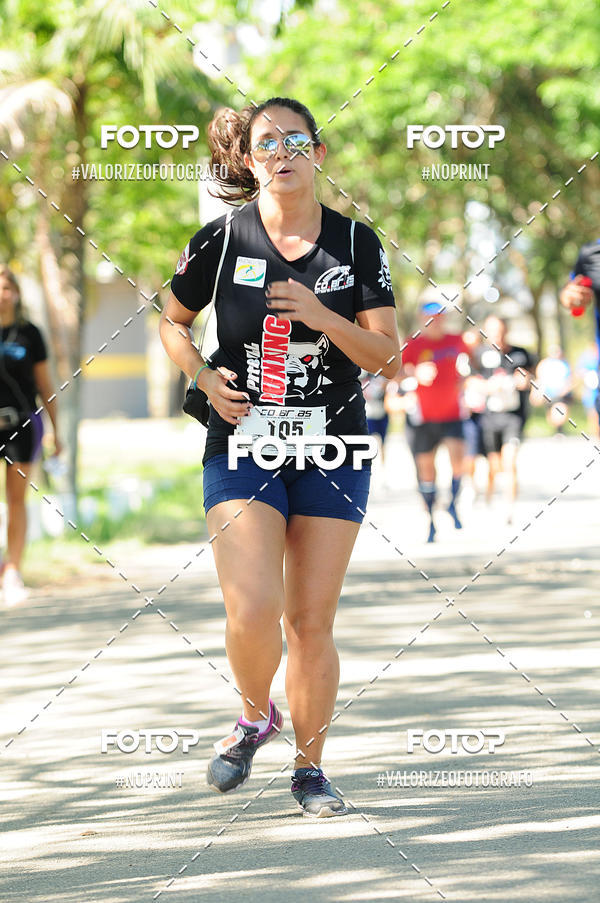 Compre as suas fotos do eventoPIT BULL RUNNING no Fotop