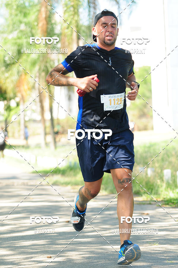 Achetez vos photos de l'vnementPIT BULL RUNNING sur Fotop