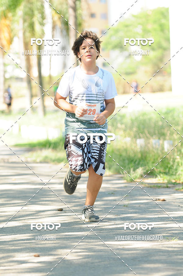 Achetez vos photos de l'vnementPIT BULL RUNNING sur Fotop