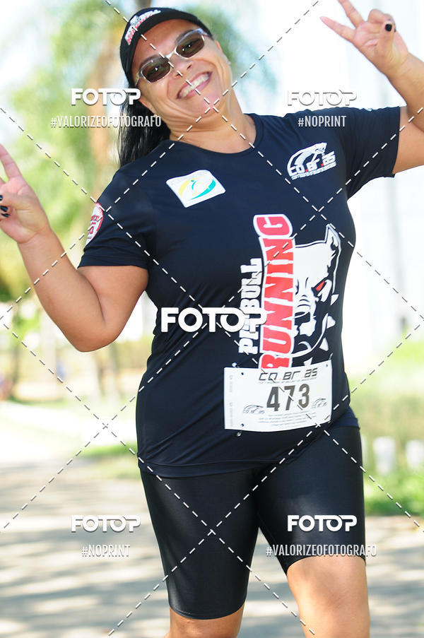 Achetez vos photos de l'vnementPIT BULL RUNNING sur Fotop