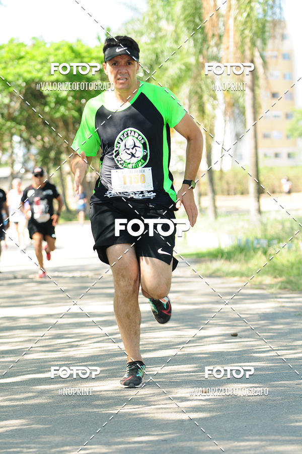 Achetez vos photos de l'vnementPIT BULL RUNNING sur Fotop