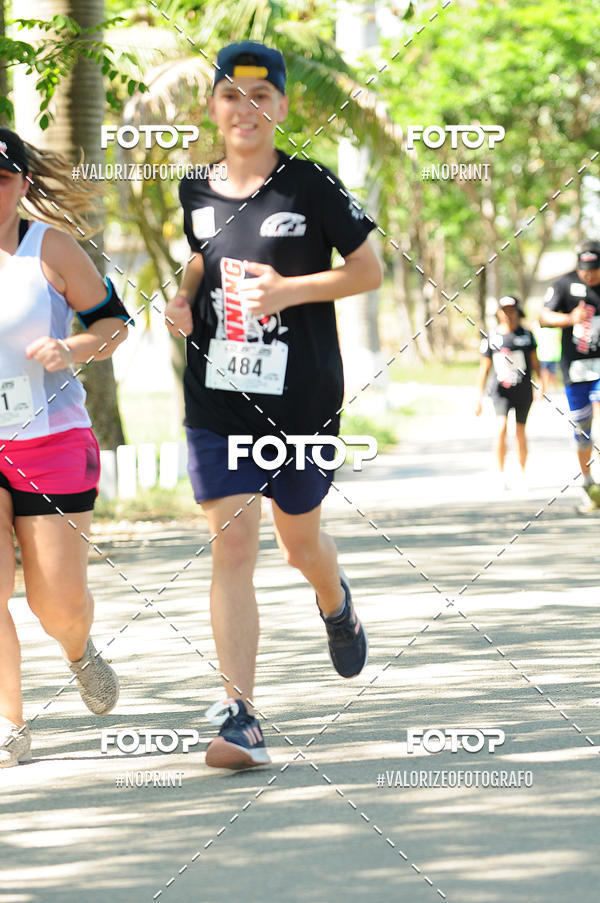 Compra tus fotos del eventoPIT BULL RUNNING En Fotop