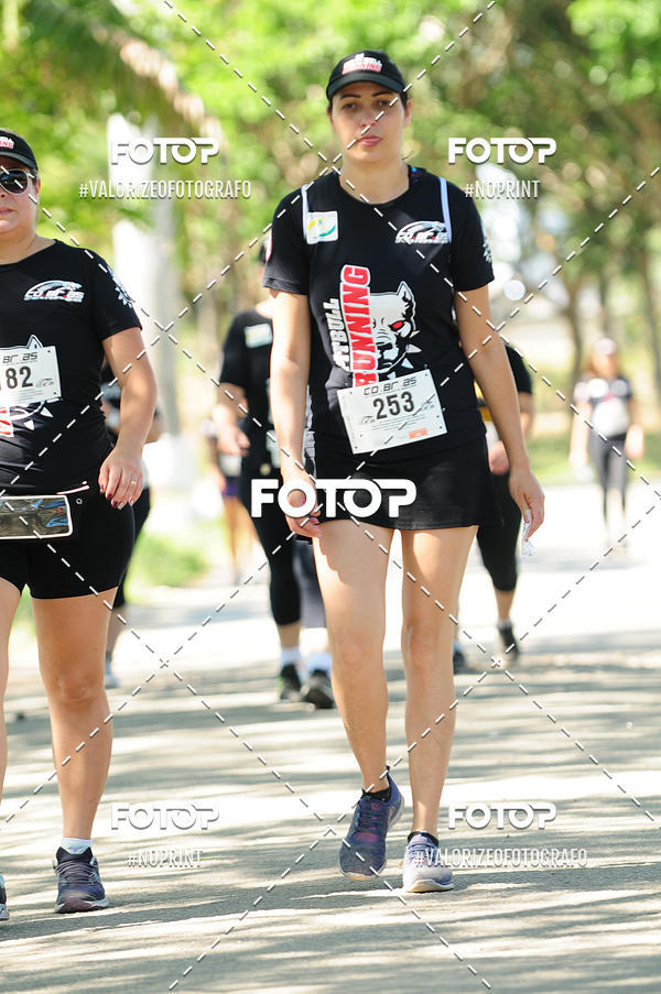 Compre suas fotos do eventoPIT BULL RUNNING no Fotop