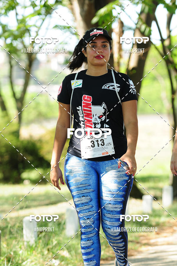 Compre suas fotos do eventoPIT BULL RUNNING no Fotop