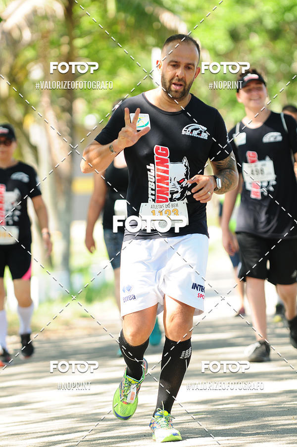 Compra tus fotos del eventoPIT BULL RUNNING En Fotop