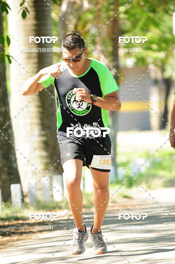 Achetez vos photos de l'vnementPIT BULL RUNNING sur Fotop