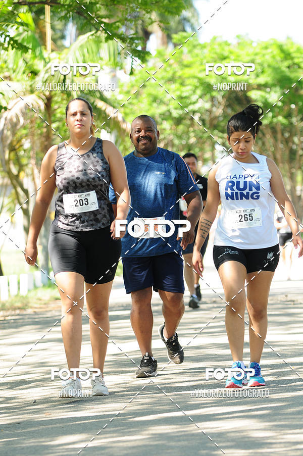 Compre as suas fotos do eventoPIT BULL RUNNING no Fotop