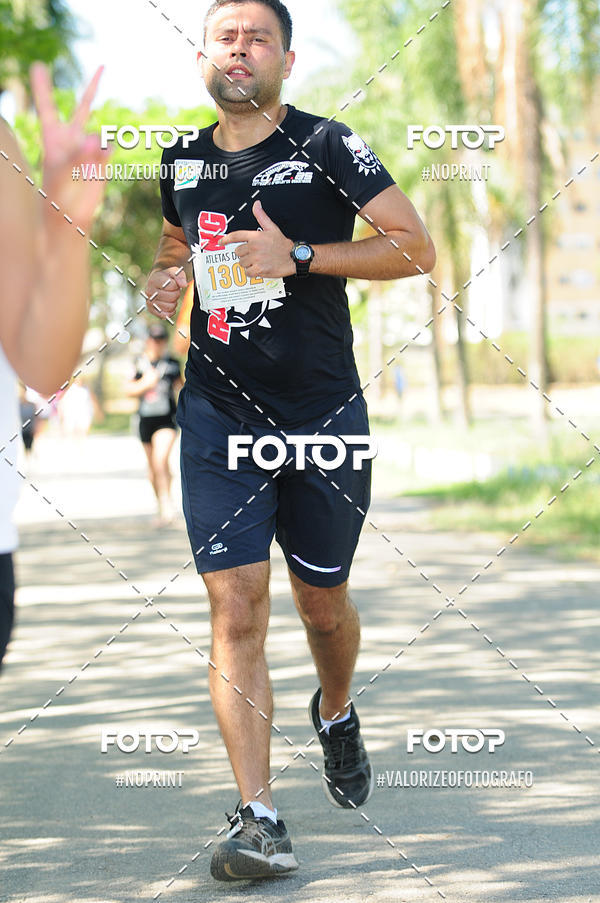 Compre as suas fotos do eventoPIT BULL RUNNING no Fotop
