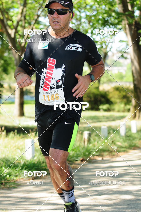 Compre as suas fotos do eventoPIT BULL RUNNING no Fotop