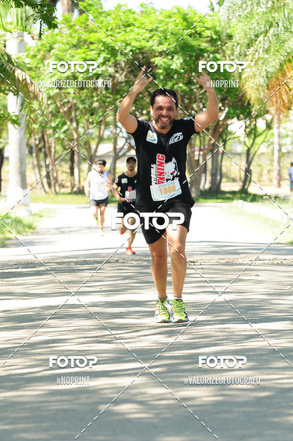 Compre as suas fotos do eventoPIT BULL RUNNING no Fotop