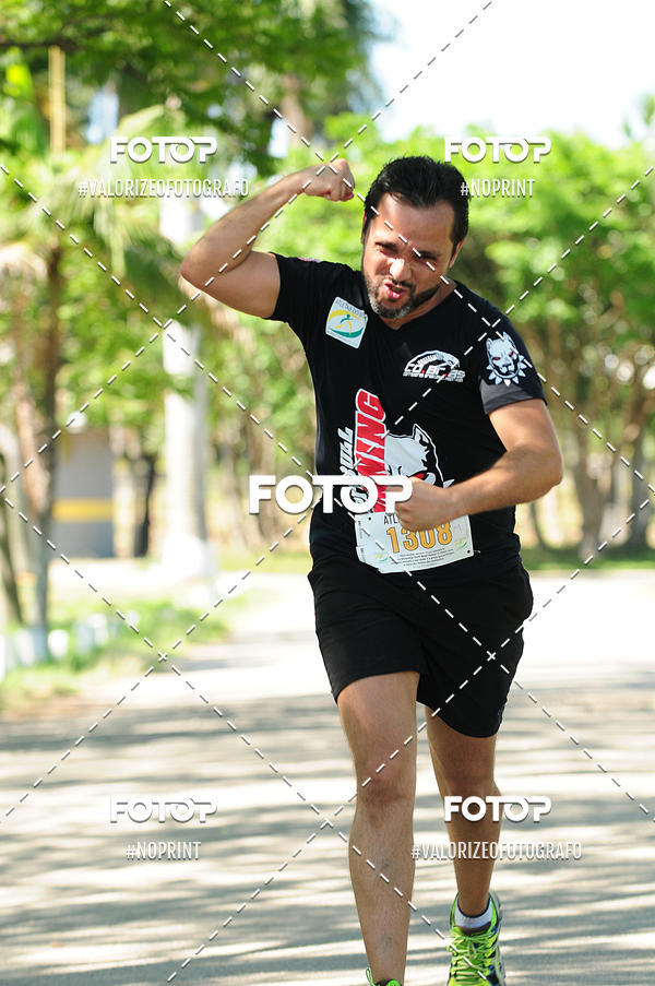 Achetez vos photos de l'vnementPIT BULL RUNNING sur Fotop