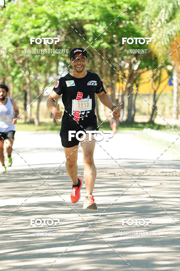 Achetez vos photos de l'vnementPIT BULL RUNNING sur Fotop