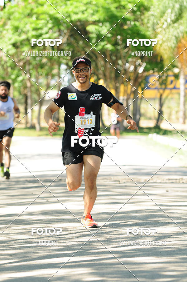 Achetez vos photos de l'vnementPIT BULL RUNNING sur Fotop