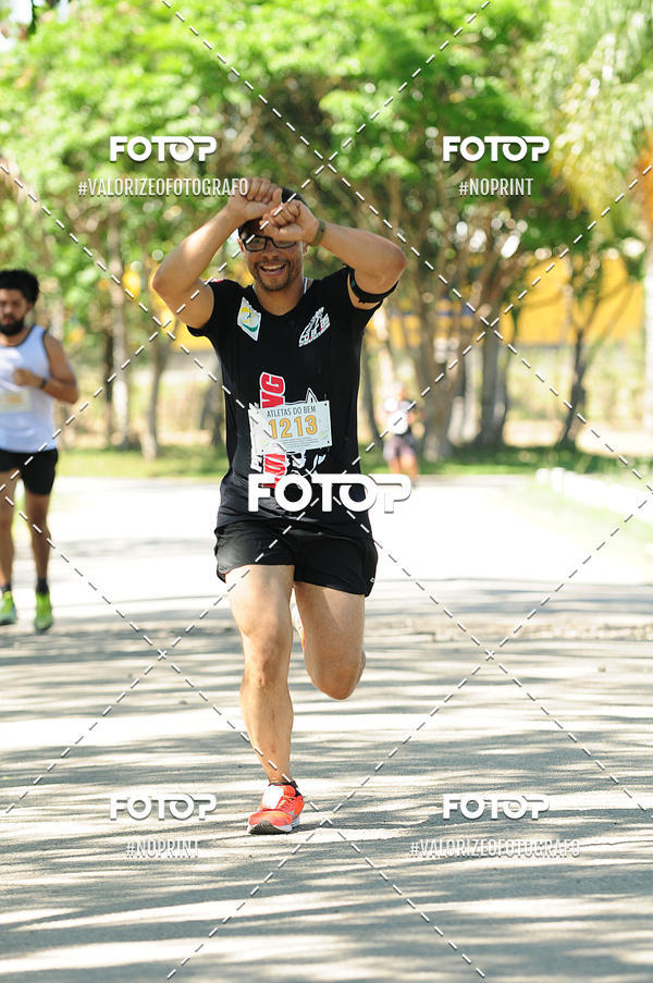 Achetez vos photos de l'vnementPIT BULL RUNNING sur Fotop