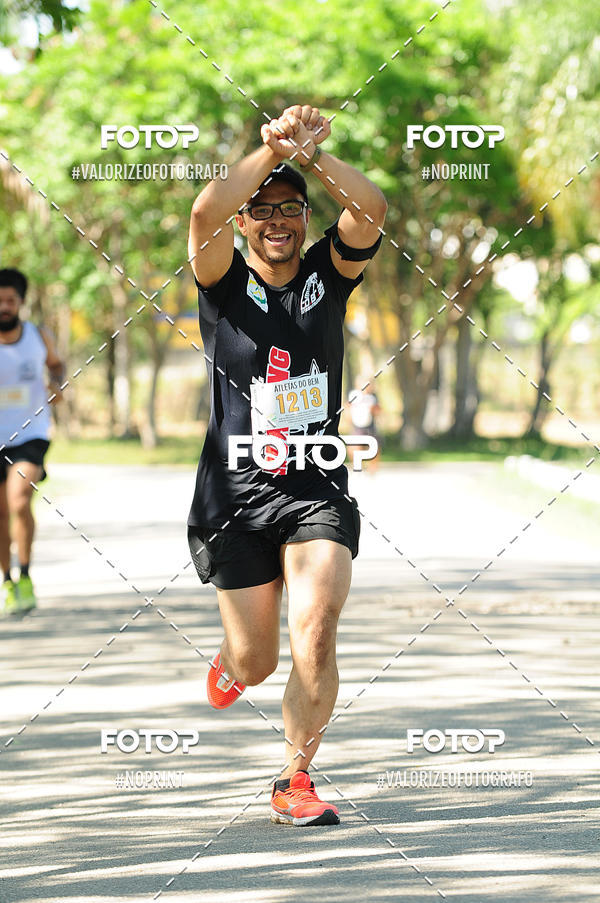 Achetez vos photos de l'vnementPIT BULL RUNNING sur Fotop