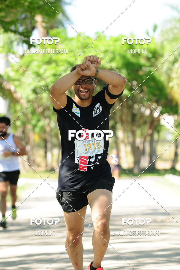 Achetez vos photos de l'vnementPIT BULL RUNNING sur Fotop