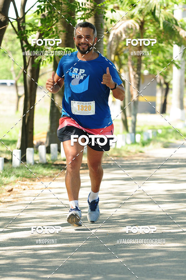 Compra tus fotos del eventoPIT BULL RUNNING En Fotop