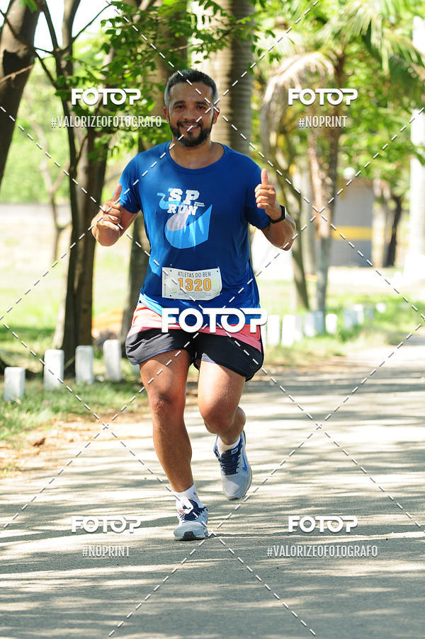 Compra tus fotos del eventoPIT BULL RUNNING En Fotop