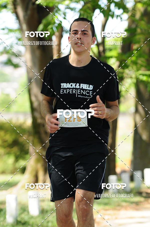 Achetez vos photos de l'vnementPIT BULL RUNNING sur Fotop