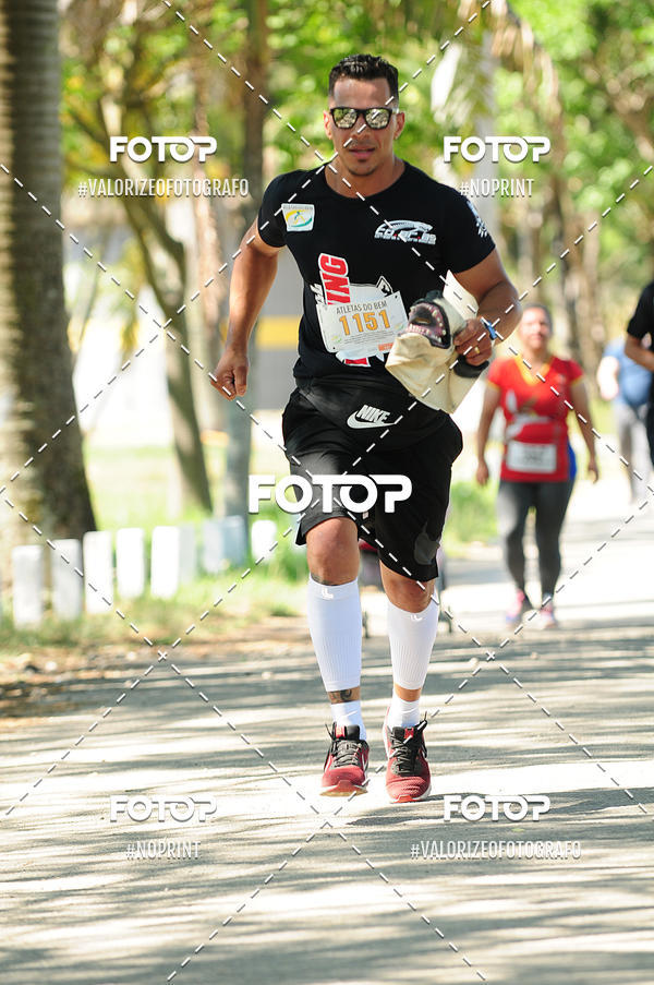 Achetez vos photos de l'vnementPIT BULL RUNNING sur Fotop