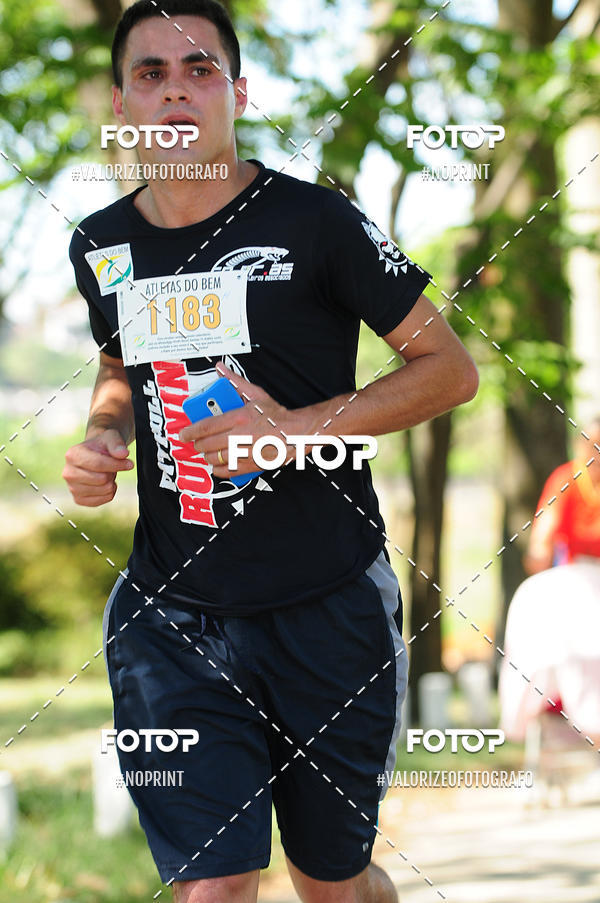 Achetez vos photos de l'vnementPIT BULL RUNNING sur Fotop