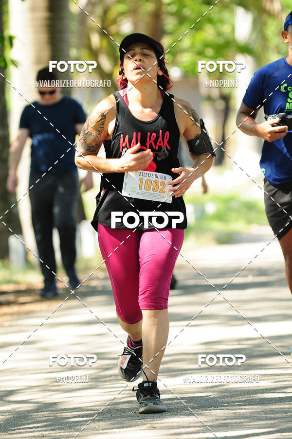 Achetez vos photos de l'vnementPIT BULL RUNNING sur Fotop