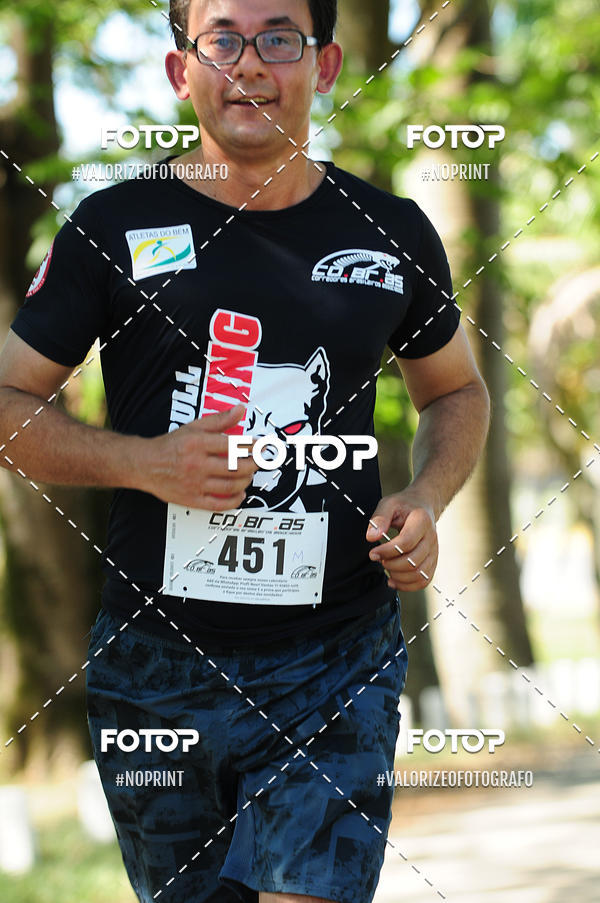 Achetez vos photos de l'vnementPIT BULL RUNNING sur Fotop