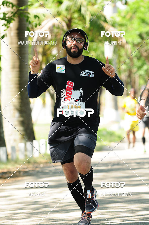 Buy your photos of the eventPIT BULL RUNNING on Fotop