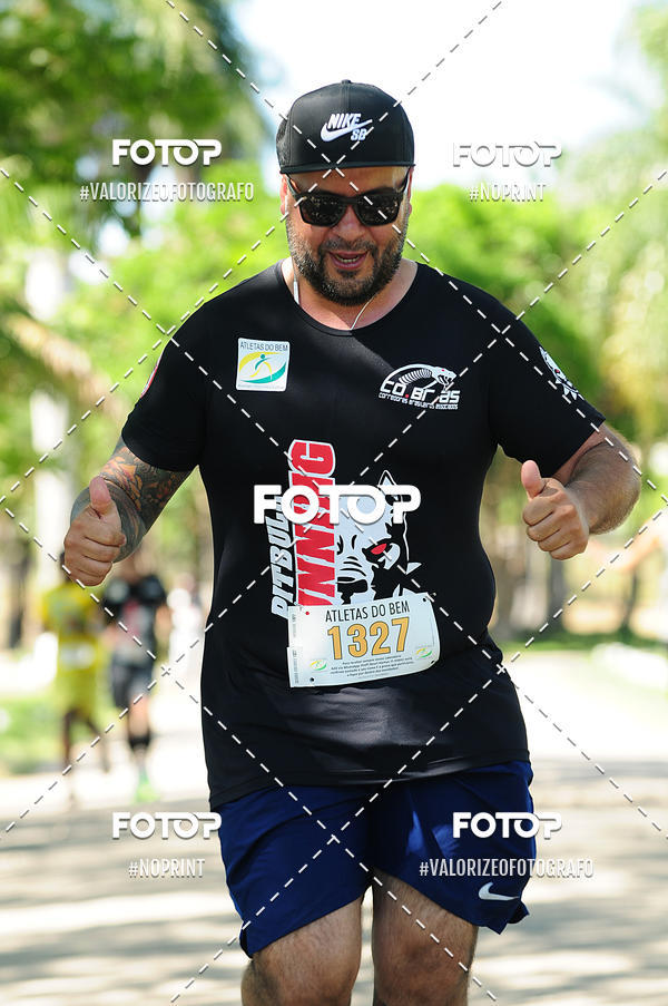 Buy your photos of the eventPIT BULL RUNNING on Fotop