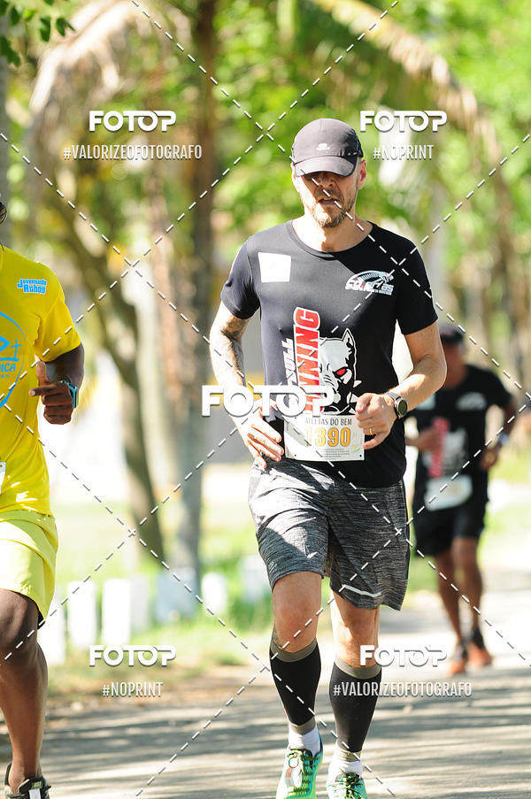 Buy your photos of the eventPIT BULL RUNNING on Fotop