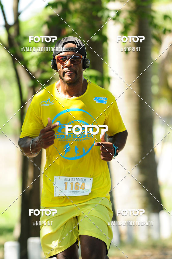 Buy your photos of the eventPIT BULL RUNNING on Fotop