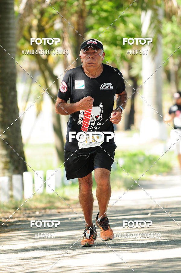 Buy your photos of the eventPIT BULL RUNNING on Fotop