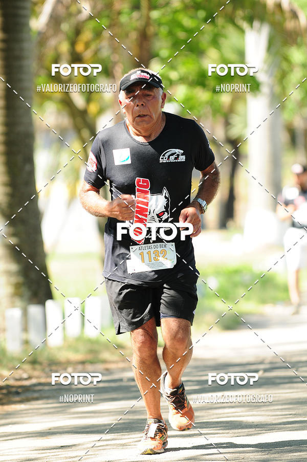 Buy your photos of the eventPIT BULL RUNNING on Fotop