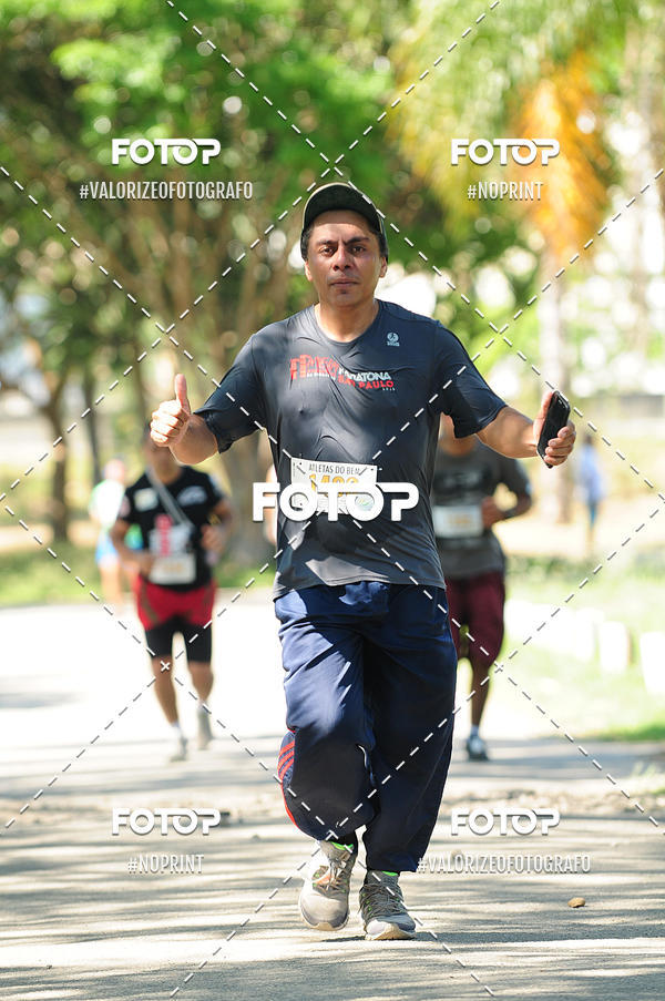 Buy your photos of the eventPIT BULL RUNNING on Fotop