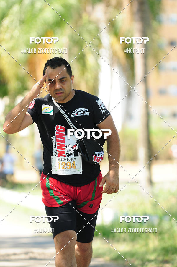 Buy your photos of the eventPIT BULL RUNNING on Fotop