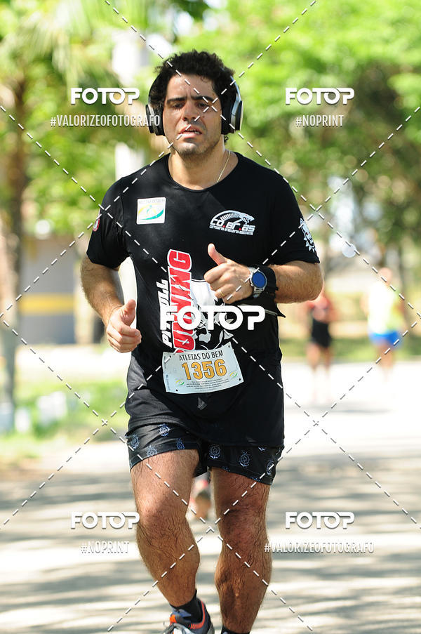 Buy your photos of the eventPIT BULL RUNNING on Fotop